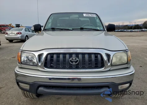 2004 Toyota Tacoma Xtracab z USA, uszkodzony, nr VIN 5TEWN72N74Z354018